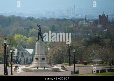 Une vue générale de Stormont, les édifices du Parlement d'Irlande du Nord à Belfast. Lundi, 19 avril 2021, à Belfast, Irlande du Nord (photo d'Artur Widak/NurPhoto) Banque D'Images