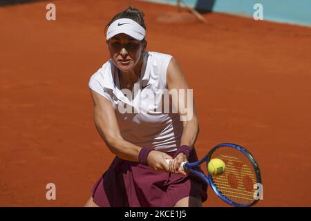 Belinda Bencic de Suisse en action lors de son match de quart-finale contre Paula Badosa d'Espagne pendant le septième jour de l'ouverture de Mutua Madrid à la Caja Magicaon 05 mai 2021 à Madrid, Espagne. (Photo par Oscar Gonzalez/NurPhoto) Banque D'Images