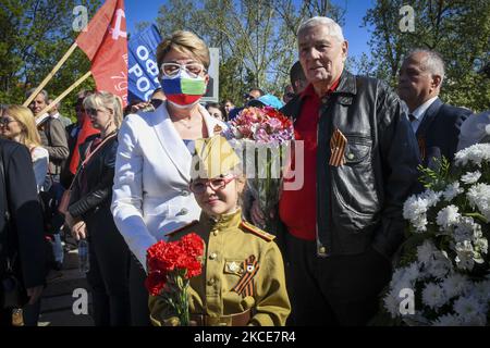 L'ambassadeur russe en Bulgarie Eleonora Mitrofanova, lors de la procession du régiment d'Immortal - célébration du jour de la victoire, pour commémorer le 76th anniversaire de la victoire soviétique sur l'Allemagne nazie à Sofia, Bulgarie 09 mai 2021 (photo de Georgi Paleykov/NurPhoto) Banque D'Images
