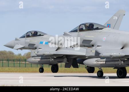 Royal Air Force Eurofighter typhons pendant l'exercice joint Warrior à RAF Lossiemouth, Écosse, le 11th mai 2021. (Photo de Robert Smith/MI News/NurPhoto) Banque D'Images