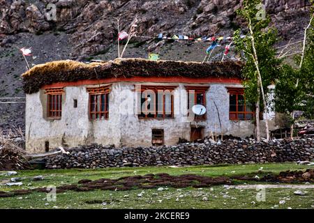 Maison traditionnelle dans le village d'Abraan à Zanskar, Ladakh, Jammu-et-Cachemire, Inde. (Photo de Creative Touch Imaging Ltd./NurPhoto) Banque D'Images