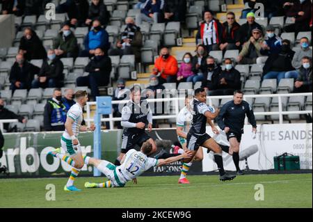 George Wacokecoke de Newcastle Falcons traverse le match de première division de Gallagher entre Newcastle Falcons et Northampton Saints à Kingston Park, Newcastle, le 17th mai 2021. (Photo de Chris Lishman/MI News/NurPhoto) Banque D'Images