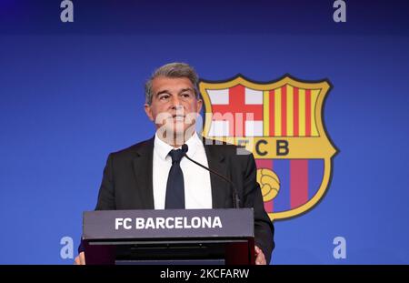 Le Président du FC Barcelone se présente à une conférence de presse pour exposer la situation des zones économiques et sportives du club, le 28th mai 2021, à Barcelone, en Espagne. (Photo de Joan Valls/Urbanandsport/NurPhoto) Banque D'Images