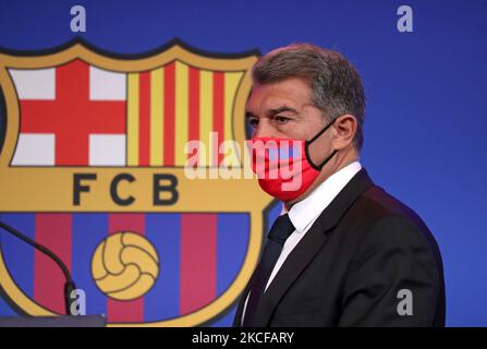 Le Président du FC Barcelone se présente à une conférence de presse pour exposer la situation des zones économiques et sportives du club, le 28th mai 2021, à Barcelone, en Espagne. (Photo de Joan Valls/Urbanandsport/NurPhoto) Banque D'Images