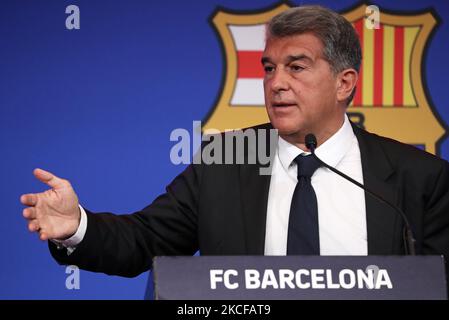 Le Président du FC Barcelone se présente à une conférence de presse pour exposer la situation des zones économiques et sportives du club, le 28th mai 2021, à Barcelone, en Espagne. (Photo de Joan Valls/Urbanandsport/NurPhoto) Banque D'Images