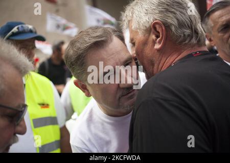 Piotr Duda, chef du mouvement solidarité vu pendant les travailleurs des mines de charbon, proteste contre la fermeture de mines à Varsovie sur 9 juin 2021. (Photo de Maciej Luczniewski/NurPhoto) Banque D'Images