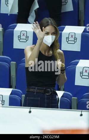 Le modèle Helen Lindes participe au match de la finale de la première jambe de la Ligue ACB entre le Real Madrid et le FC Barcelone au Centre Wizink sur 13 juin 2021, à Madrid, en Espagne. (Photo par Oscar Gonzalez/NurPhoto) Banque D'Images