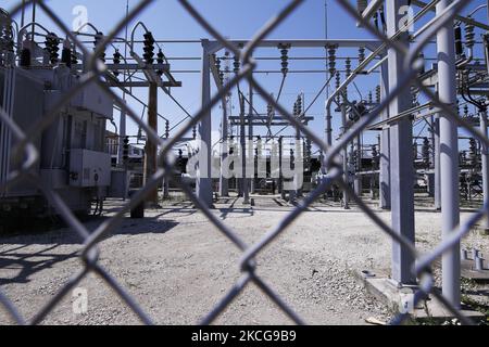 L'ERCOT continue d'avertir les Texans des risques de pannes d'électricité, car les températures dans l'état sont plus élevées que prévu. Photo : une station de transformation électrique Centerpoint Energy à Galveston, Texas, on 19 juin 2021. (Photo de Reginald Mathalone/NurPhoto) Banque D'Images