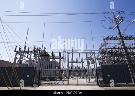 L'ERCOT continue d'avertir les Texans des risques de pannes d'électricité, car les températures dans l'état sont plus élevées que prévu. Photo : une station de transformation électrique Centerpoint Energy à Galveston, Texas, on 19 juin 2021. (Photo de Reginald Mathalone/NurPhoto) Banque D'Images