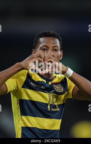 Plata Equador joueur célèbre son but pendant le match contre le Venezuela au stade Engenhão, pour la Copa America 2021, à l'Estadio Olímpico Nilton Santos sur 20 juin 2021 à Rio de Janeiro, Brésil. (Photo de Thiago Ribeiro/NurPhoto) Banque D'Images