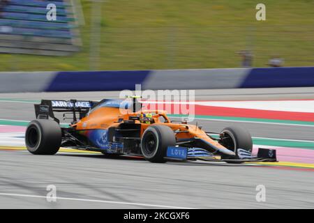 Lando Norris conduit la McLaren Mercedes lors de la course de sunda sur le circuit de l'anneau de taureau rouge à Spielberg, en Autriche, sur 04 juillet 2021, devant le Grand Prix autrichien de Formule 1 (photo de Marco Serena/NurPhoto) Banque D'Images