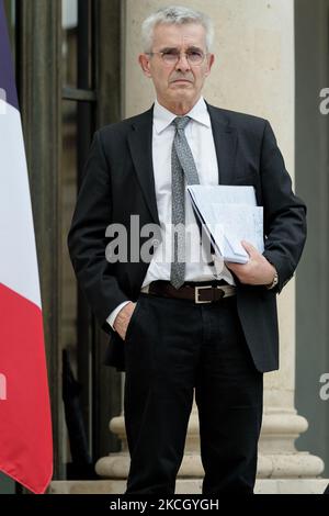 Le secrétaire général du syndicat de la Force française Ouvriere (FO), Yves Veyrier, part après une rencontre avec les syndicats et le président français Macron à l'Elysée à Paris sur 6 juillet 2021 (photo de Daniel Pier/NurPhoto) Banque D'Images