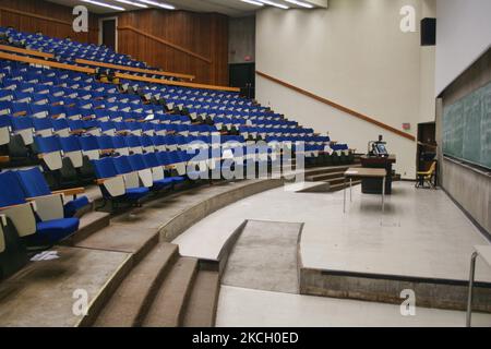 Grande salle de conférence universitaire vide en Ontario, Canada, on 08 octobre 2008. (Photo de Creative Touch Imaging Ltd./NurPhoto) Banque D'Images