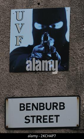 Un panneau « UVF » vu dans Benburb Street, Belfast. Le dimanche 11 juillet 2021, à Belfast, comté d'Antrim, Irlande du Nord (photo d'Artur Widak/NurPhoto) Banque D'Images