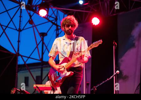 Cimini se produit en direct pour Bergamo1000 à Piazzale degli Alpini sur 10 juillet 2021 à Milan, en Italie. (Photo par Alessandro Bremec/NurPhoto) Banque D'Images