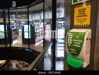 Vue générale d'un terminal de conteneurs de Dublin très fréquenté. Jeudi, 15 juillet 2021, à Dublin, Irlande. (Photo par Artur Widak/NurPhoto) Banque D'Images