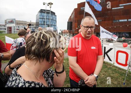 Ancien Médiateur polonais, Commissaire aux droits de l'Homme Adam Bodnar retiré de l'offie par le politisé et entièrement soumis à l'actuel gouvernement la Cour constitutionnelle est vu à Gdansk, Pologne le 17 juillet 2021, Bodnar participe à l'événement Tour de la Constitution pour la promotion de la constitution polonaise et pour la restauration de l'état de droit dans un Parlement dirigé par le gouvernement autoritaire de droit et de justice (PiS) (photo de Michal Fludra/NurPhoto) Banque D'Images