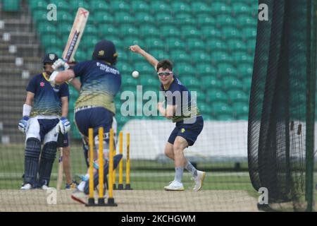 Liam Trevaskis de Durham Bowls lors de la séance d'entraînement et de moustiquaires de Durham avant le match de la coupe Royale de Londres avec Kent au terrain du comté de Beckenham, le mercredi 21st juillet 2021. (Photo de will Matthews/MI News/NurPhoto) Banque D'Images