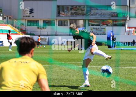 Fabricio Simões d'Estrela Amadora SAD en action en 1st Round du match DE LA coupe Allianz entre Estrela Amadora SAD et le FC Vizela à Estadio José Gomes sur 24 juillet 2021 à Amadora, Portugal. (Photo de Paulo Nascimento/NurPhoto) Banque D'Images