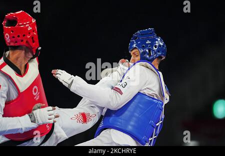 Hongyi Soleil de Chine et Ivan Sapina de Croatie pendant le Taekwondo aux Jeux Olympiques au Makuhari Messe Hall A, Tokyo, Japon sur 27 juillet 2021. (Photo par Ulrik Pedersen/NurPhoto) Banque D'Images