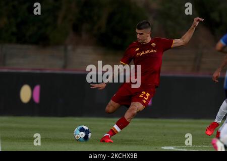 Gianluca Mancini d'AS Roma en action lors d'un match de football international entre AS Roma et le FC Porto au stade de Bela Vista à Lagoa, Portugal sur 28 juillet 2021. (Photo par Pedro Fiúza/NurPhoto) Banque D'Images