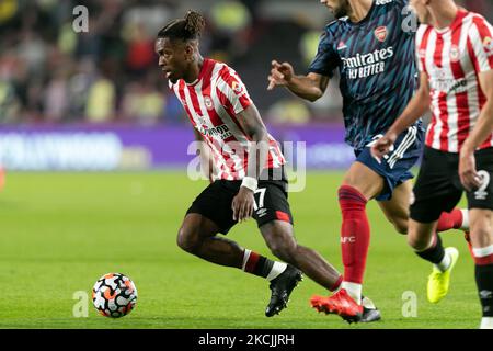 Ivan Toney, de Brentford, en action lors du match de la Premier League entre Brentford et Arsenal au stade communautaire de Brentford, à Brentford, en Angleterre, le 13th août 2021. (Photo de Juan Gasparini/MI News/NurPhoto) Banque D'Images