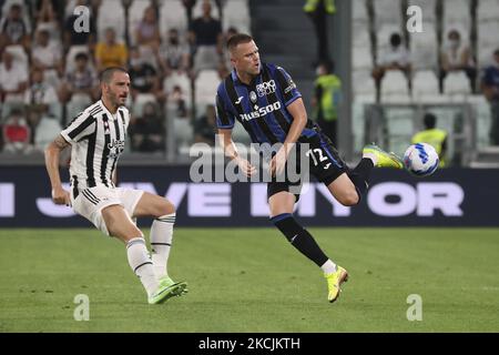 Josip Ilicic d'Atalanta BC en action pendant le match amical d'avant-saison entre Juventus et Atalanta BC au stade Allianz sur 14 août 2021 à Turin, Italie. (Photo de Giuseppe Cottini/NurPhoto) Banque D'Images