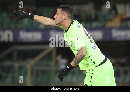 Lorenzo Montipo' de Hellas Verona gestes pendant la série Un match entre Hellas Verona et FC Internazionale au Stadio Marcantonio Bentegodi sur 27 août 2021 à Vérone, Italie. (Photo de Giuseppe Cottini/NurPhoto) Banque D'Images