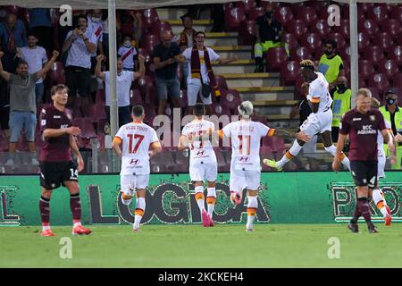 Tammy Abraham d'AS Roma célèbre après avoir obtenu le troisième but lors de la série Un match entre les États-Unis Salernitana 1919 et COMME Roma au Stadio Arechi, Salerno, Italie, le 29 août 2021. (Photo de Giuseppe Maffia/NurPhoto) Banque D'Images