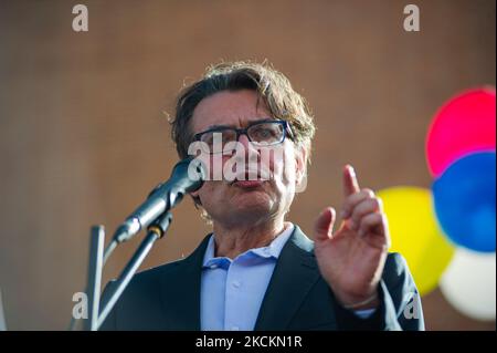 Alejandro Gaviria ancien doyen de l'Université Los Andes et du Ministère de la Santé (2012-2018) lance sa candidature présidentielle à la commission électorale de Bogota, Colombie sur 1 septembre 2021. (Photo par Sebastian Barros/NurPhoto) Banque D'Images