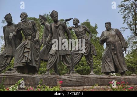 Détail des différentes figures de tous les horizons de la société (indienne) qui suivent une statue du Mahatma Gandhi à New Delhi, Delhi, Inde, sur 12 juillet 2014. (Photo de Creative Touch Imaging Ltd./NurPhoto) Banque D'Images