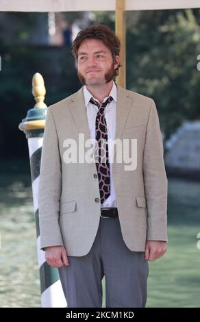 Tom Burke arrive au Festival international du film de Venise 78th sur 5 septembre 2021 à Venise, en Italie. (Photo de Matteo Chinellato/NurPhoto) Banque D'Images