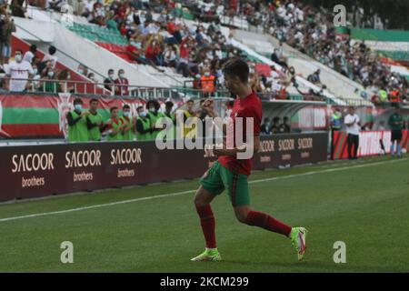 Fábio Vieira du Portugal U21 célèbre après avoir marquant un but lors du match de qualification Euro 2023 de U21 entre le Portugal U21 et le Belarus U21 à l'Estadio José Gomes sur 6 septembre 2021 à Amadora, Portugal. (Photo de Valter Gouveia/NurPhoto) Banque D'Images