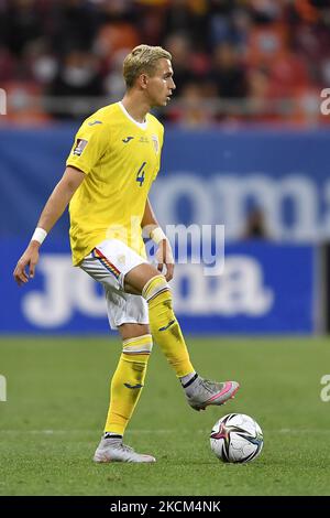 Cristian Manea en action pendant le match de qualification de la coupe du monde de la FIFA entre la Roumanie et le Liechtenstein, joué à Bucarest, 05 septembre 2021. (Photo par Alex Nicodim/NurPhoto) Banque D'Images