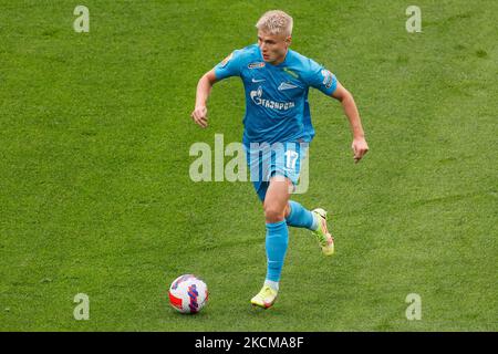 Andrey Mostovoy de Zenit en action pendant le match de la première Ligue russe entre le FC Zenit Saint-Pétersbourg et le FC Akhmat Grozny sur 11 septembre 2021 à l'arène Gazprom à Saint-Pétersbourg, en Russie. (Photo de Mike Kireev/NurPhoto) Banque D'Images