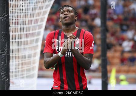 Rafael Leao d'AC Milan gestes pendant la série Un match entre AC Milan et SS Lazio au Stadio Giuseppe Meazza sur 12 septembre 2021 à Milan, Italie. (Photo de Giuseppe Cottini/NurPhoto) Banque D'Images