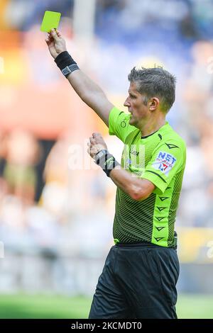 L'arbitre du match Daniele Orsato de Schio pendant le football italien série A match UC Sampdoria vs Inter - FC Internazionale sur 12 septembre 2021 au stade Luigi Ferraris de Gênes, Italie (photo de Danilo Vigo/LiveMedia/NurPhoto) Banque D'Images