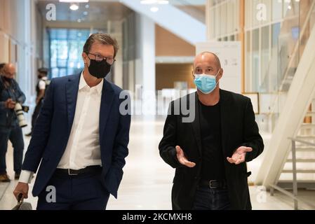 Sur 13 septembre 2021, Vincent Crase, ancien gendarmerie de réserve et ex-employé du parti politique présidentiel la République en Marche (LREM) quitte le Tribunal de Grande instance (TGI) de Paris le premier jour de son procès pour agression présumée au cours d'un 1 mai, 2018 manifestation où il est soupçonné d'avoir usurpée l'identité d'un policier aux côtés d'Alexandre Benalla. (Photo de Samuel Boivin/NurPhoto) Banque D'Images