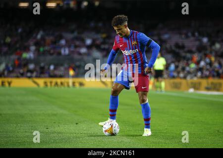 14 Philippe Coutinho du FC Barcelone pendant le match de la Liga Santader entre le FC Barcelone et Grenade CF au stade Camp Nou sur 20 septembre 2021 à Barcelone. (Photo par Xavier Bonilla/NurPhoto) Banque D'Images