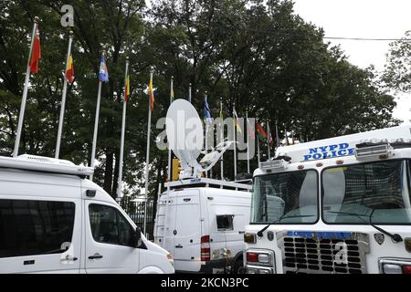 Les médias de télévision ont diffusé des commentaires à l'occasion de l'arrivée des délégués à l'Assemblée générale des Nations Unies de 76th dans le cadre de manifestations contre 21 septembre 2021 à New York, aux États-Unis. (Photo de John Lamparski/NurPhoto) Banque D'Images