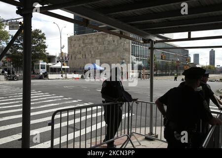 Les médias de télévision ont diffusé des commentaires à l'occasion de l'arrivée des délégués à l'Assemblée générale des Nations Unies de 76th dans le cadre de manifestations contre 21 septembre 2021 à New York, aux États-Unis. (Photo de John Lamparski/NurPhoto) Banque D'Images