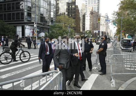 Les médias de télévision ont diffusé des commentaires à l'occasion de l'arrivée des délégués à l'Assemblée générale des Nations Unies de 76th dans le cadre de manifestations contre 21 septembre 2021 à New York, aux États-Unis. (Photo de John Lamparski/NurPhoto) Banque D'Images