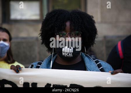 Des militants se sont rassemblés au palais de justice de Manhattan, sur 27 septembre 2021, pour dénoncer les conditions de l'île Rikers. (Photo de Karla Ann Cote/NurPhoto) Banque D'Images