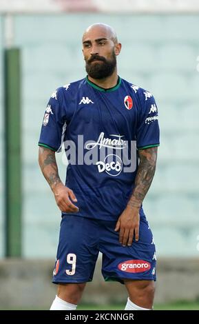 Simone Simeri de SSC Bari pendant le match de la série C entre ACR Messina et SSC Bari sur le stade 29 septembre 2021 Franco Scoglio à Messine, Italie. (Photo de Gabriele Maricchiolo/NurPhoto) Banque D'Images