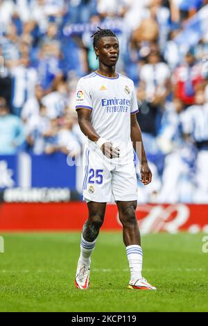 25 Camavigna du Real Madrid pendant le match de la Liga Santader entre le RCD Espanyol et le Real Madrid au stade du RCD sur 03 octobre 2021 à Barcelone. (Photo par Xavier Bonilla/NurPhoto) Banque D'Images