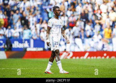 25 Camavigna du Real Madrid pendant le match de la Liga Santader entre le RCD Espanyol et le Real Madrid au stade du RCD sur 03 octobre 2021 à Barcelone. (Photo par Xavier Bonilla/NurPhoto) Banque D'Images