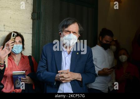 Le Professeur Giorgio Parisi au cours de l'actualité Giorgio Parisi, Prix Nobel de physique, rencontre des professeurs et des étudiants universitaires. Sur 05 octobre 2021 à l'Université de la Sapienza à Rome, Italie (photo de Gloria Imbrogno/LiveMedia/NurPhoto) Banque D'Images