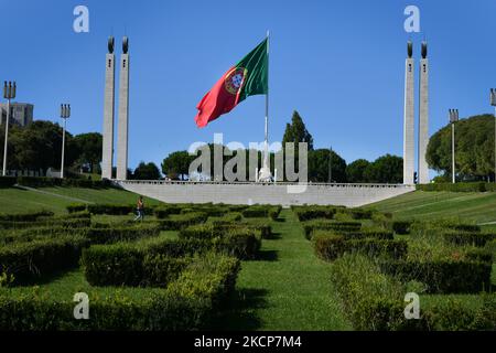 Vue générale sur les jardins du parc Eduardo VII, Lisbonne. 07 octobre 2021. Le Portugal a environ neuf millions de personnes vaccinées avec au moins une dose du vaccin Covid-19, ce qui correspond à 87% de la population, selon le rapport de vaccination de la Direction générale de la santé (DG). (Photo par Jorge Mantilla/NurPhoto) Banque D'Images