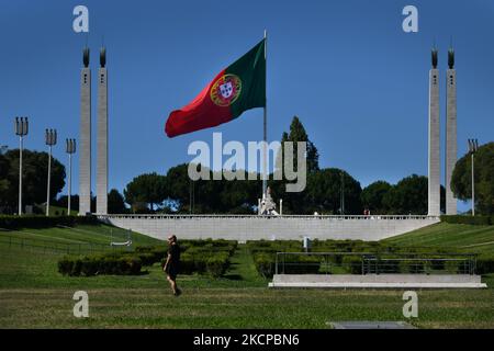 Vue générale sur les jardins du parc Eduardo VII, Lisbonne. 07 octobre 2021. Le Portugal a environ neuf millions de personnes vaccinées avec au moins une dose du vaccin Covid-19, ce qui correspond à 87% de la population, selon le rapport de vaccination de la Direction générale de la santé (DG). (Photo par Jorge Mantilla/NurPhoto) Banque D'Images