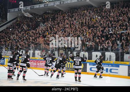 Équipe HC Lugano lors du match de la Ligue nationale entre HC Lugano et HC Ambri-Piotta à Lugano, Lugano, Swizzerland, on 9 octobre 2021. (Photo de Fabio Averna/NurPhoto) Banque D'Images